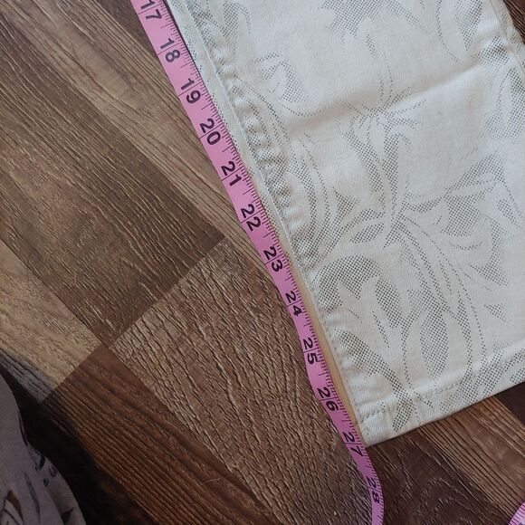 Soft Surroundings Cream Floral Print Jeans 4P - Picture 10 of 10